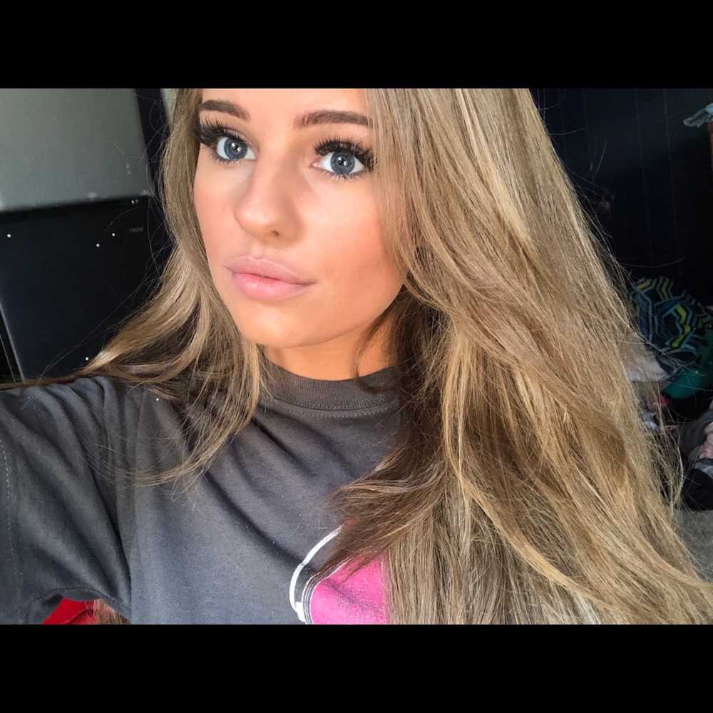 Meet your Posher, Brittany